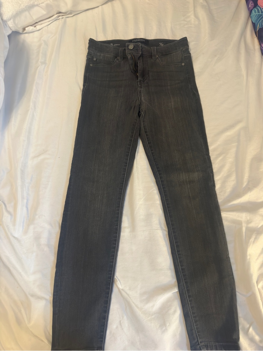 Liverpool Women's Gray Skinny Jeans